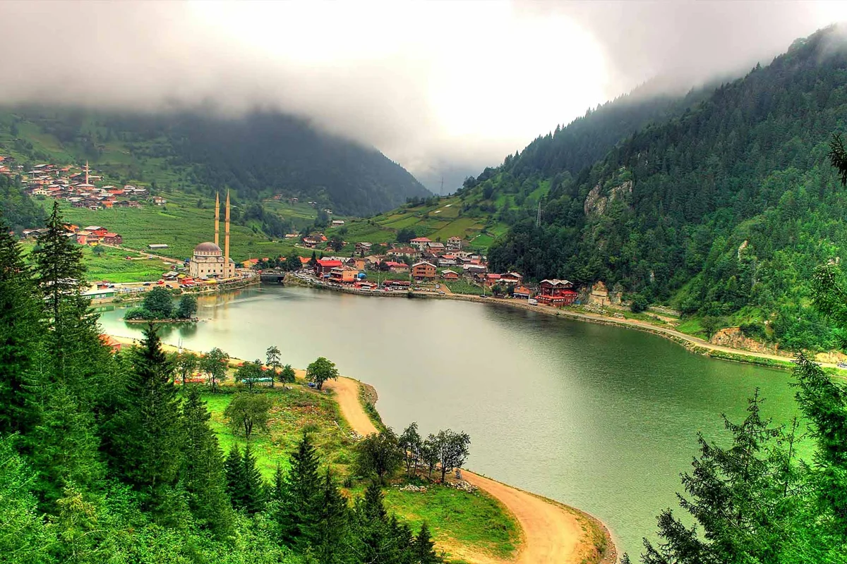 Almanya Çıkışlı Karadeniz Yaylaları ve Batum Turu (SZF - TZX)