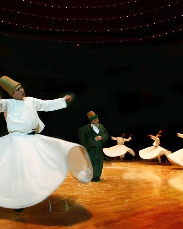 Otobüs ile Konya Şeb-i Arus Turu